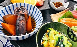 写真:ご夕食一例